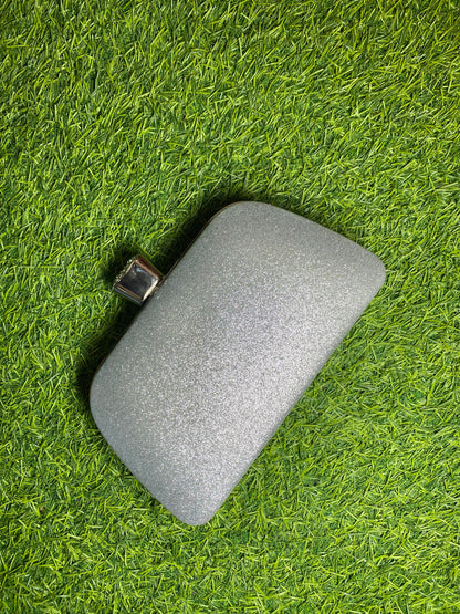 GRAND STONED PEARL HAND PURSE WITH UNIQUE LOCK