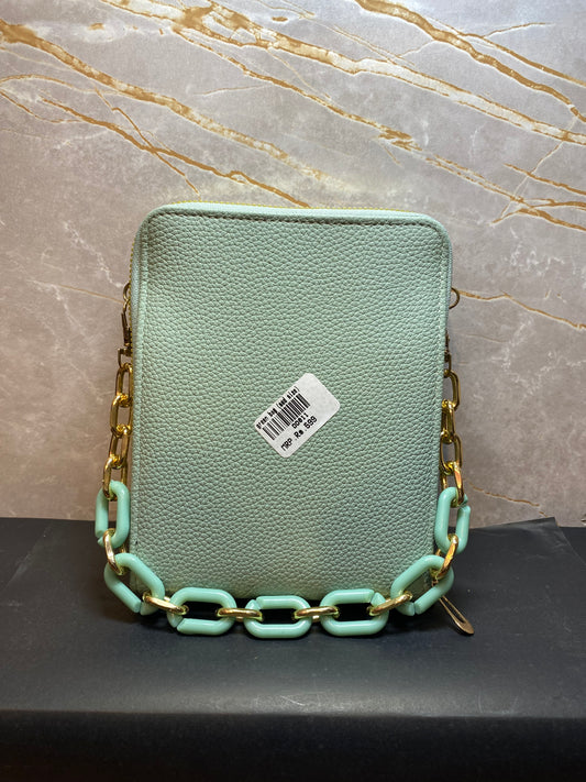 MEDIUM SIZE SIDE BAG LITE GREEN