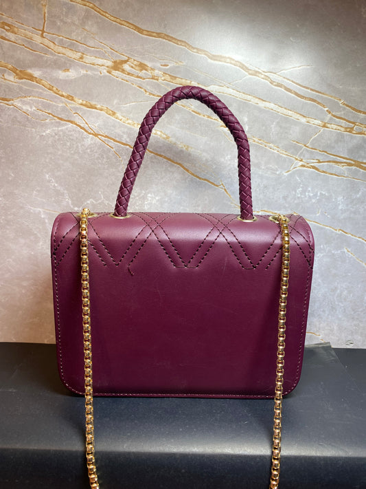 MEDIUM SIZE SIDE BAG MAROON COLOUR