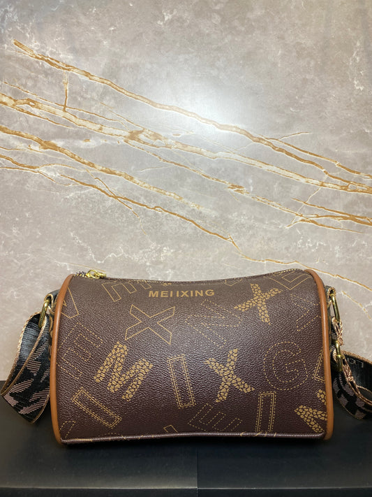 STYLISH HANDBAG COTTED WITH CHOCOLATE BROWN